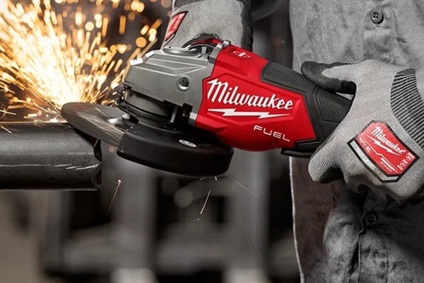 Milwaukee M18 FUEL™ 4-1/2"-6" Braking Grinder, Paddle Switch: Power and Safety Combined