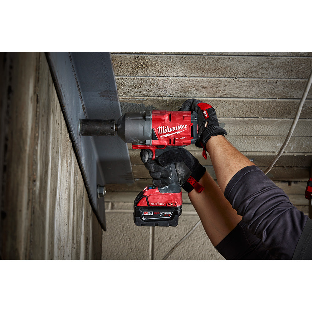 M18 FUEL™ w/ONE-KEY™ High Torque Impact Wrench 1/2" Friction Ring Kit