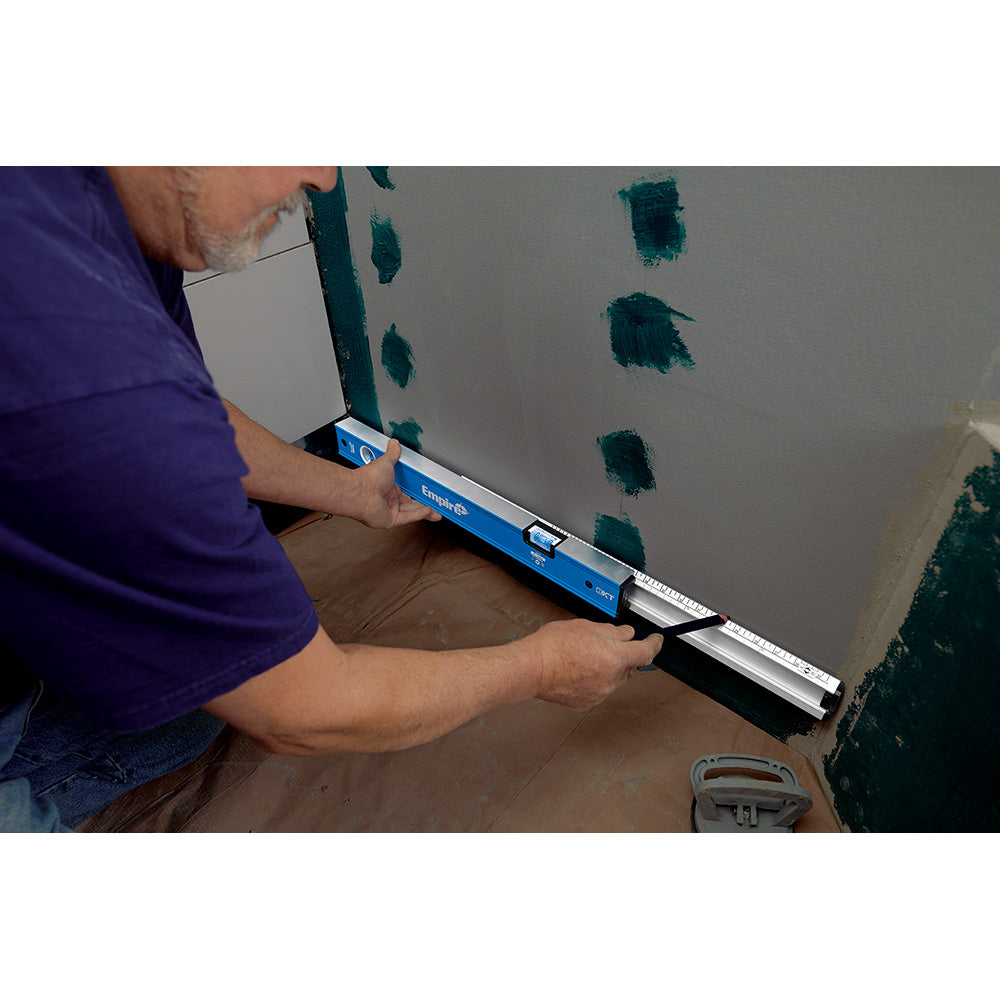 24 in. to 40 in. eXT Extendable True Blue® Box Level