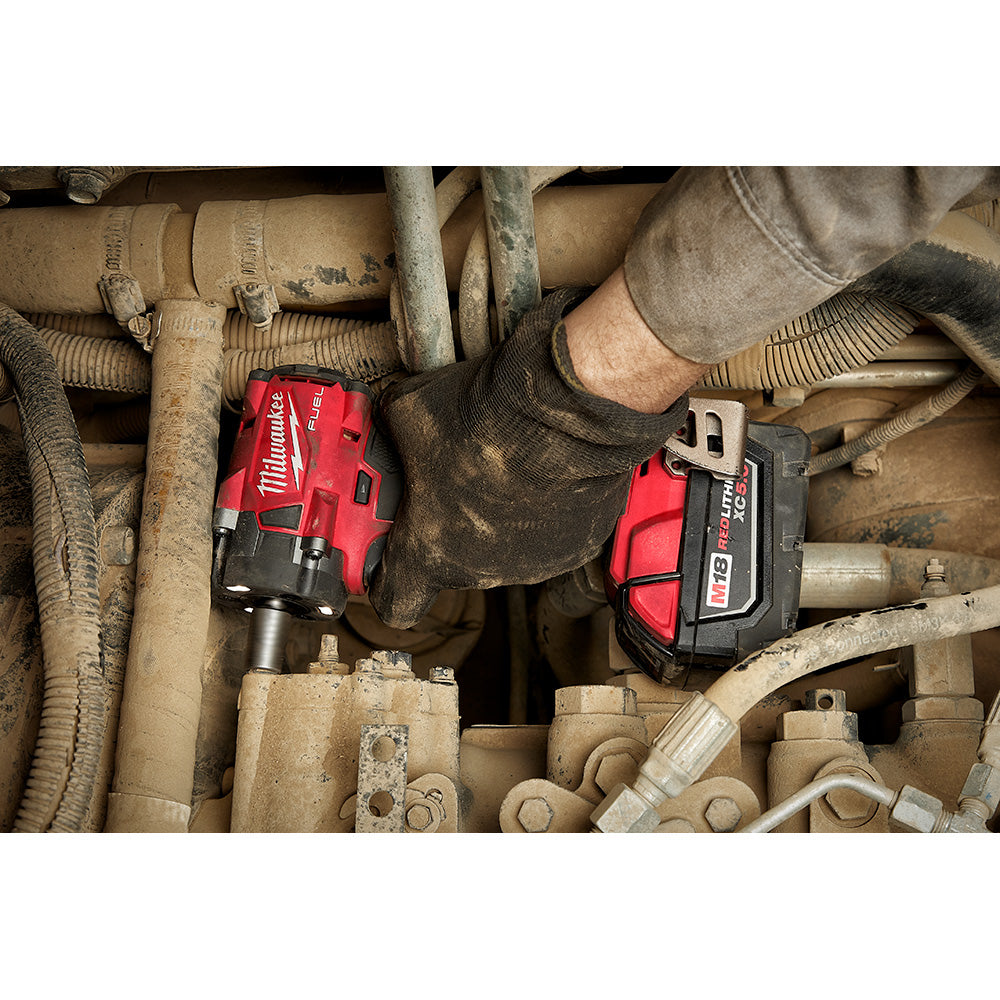 M18 FUEL™ 1/2 Compact Impact Wrench w/ Pin Detent