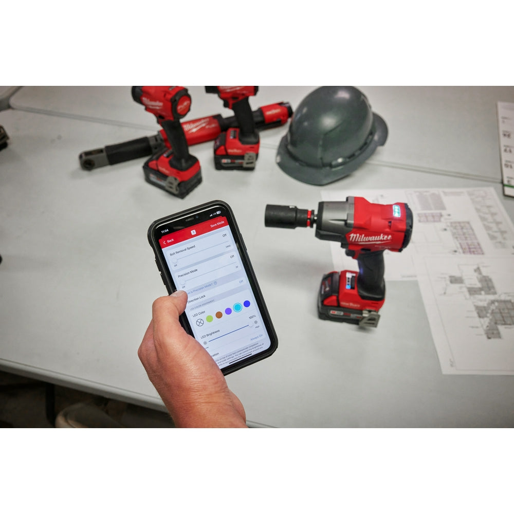 M18 FUEL™ 1/2" Controlled Mid-Torque Impact Wrench