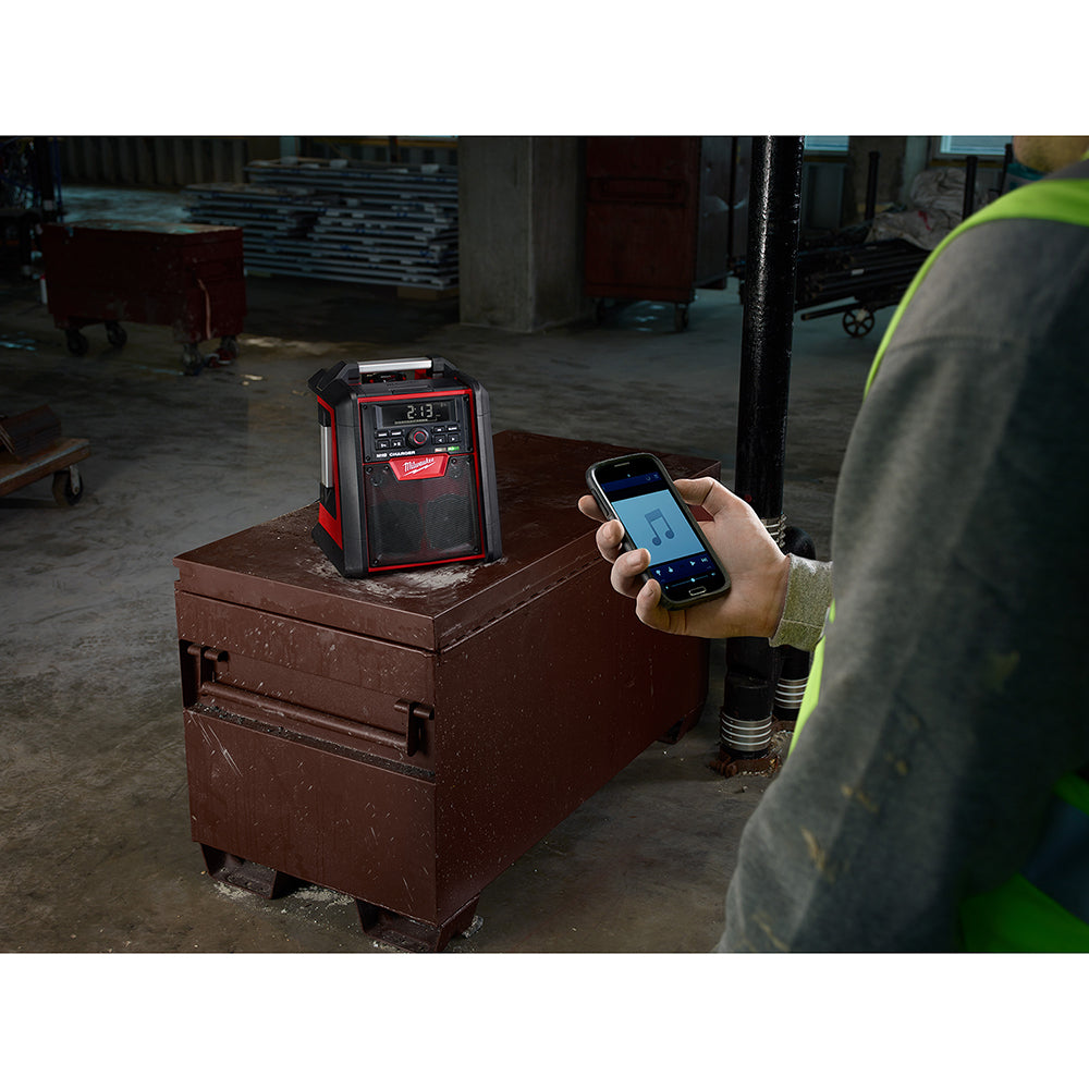M18™ Jobsite Radio/Charger