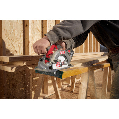 M18 FUEL™ 6-1/2" Circular Saw