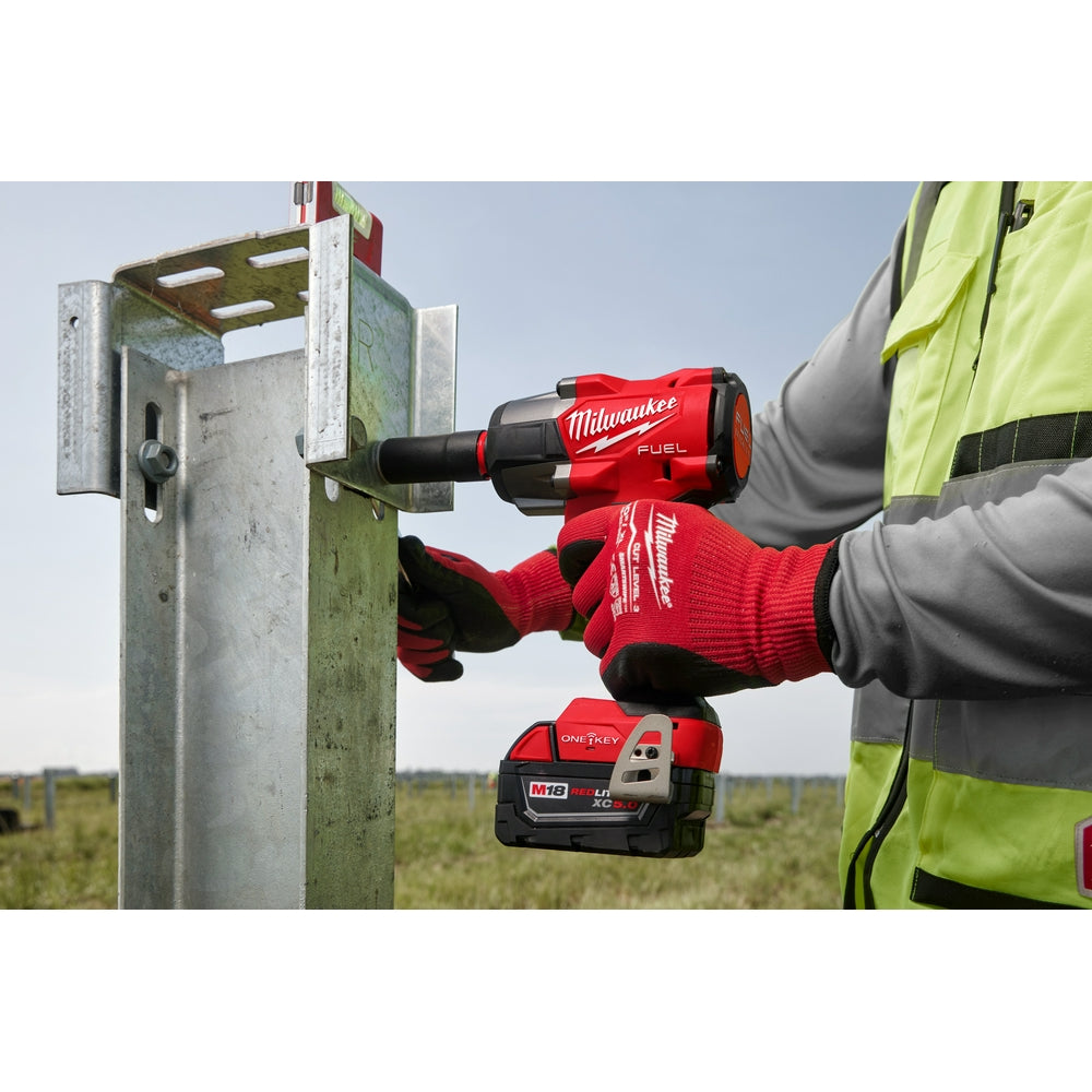 M18 FUEL™ 1/2" Controlled Mid-Torque Impact Wrench