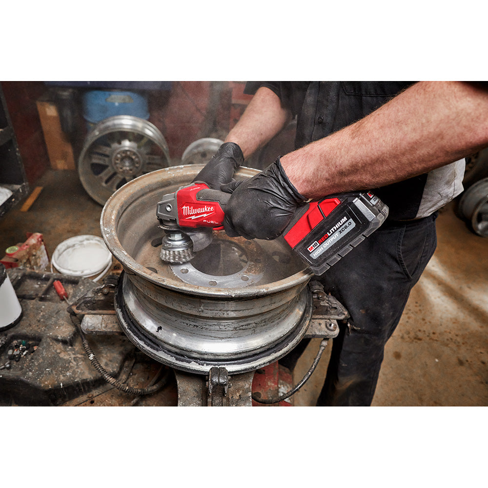 M18 FUEL™ 4-1/2" / 5" Variable Speed Braking Grinder, Paddle Switch No-Lock