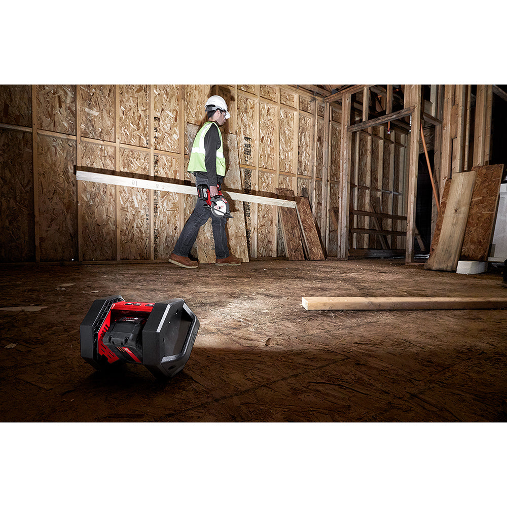 M18™ LED Flood Light