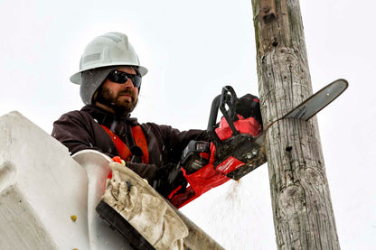 M18 FUEL™ 16 in. Chainsaw Kit with Blower