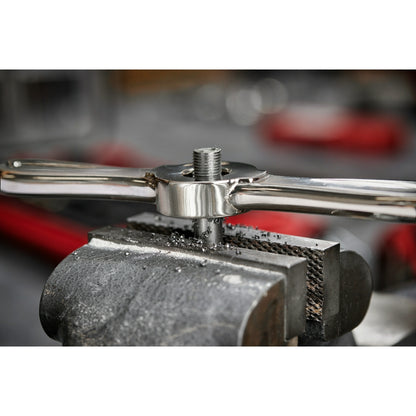 HEX-LOK™ 2-in-1 Tap and Die Threading Handle? & Tap Collet