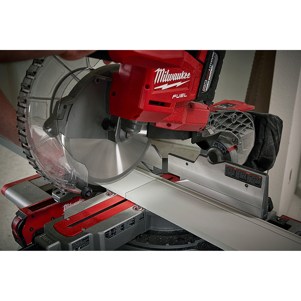 M18 FUEL™ 10" Dual Bevel Sliding Compound Miter Saw Kit