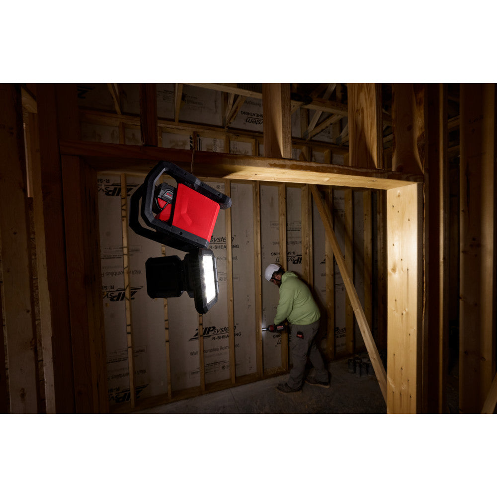 M18™ ROVER™ Dual Power Triple-Panel Flood & Area Light