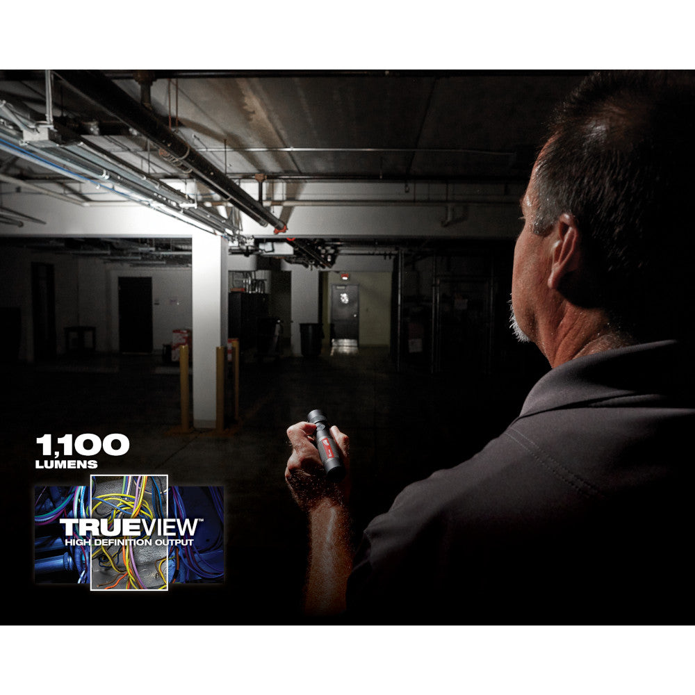 REDLITHIUM™ USB 1100L Twist Focus Flashlight