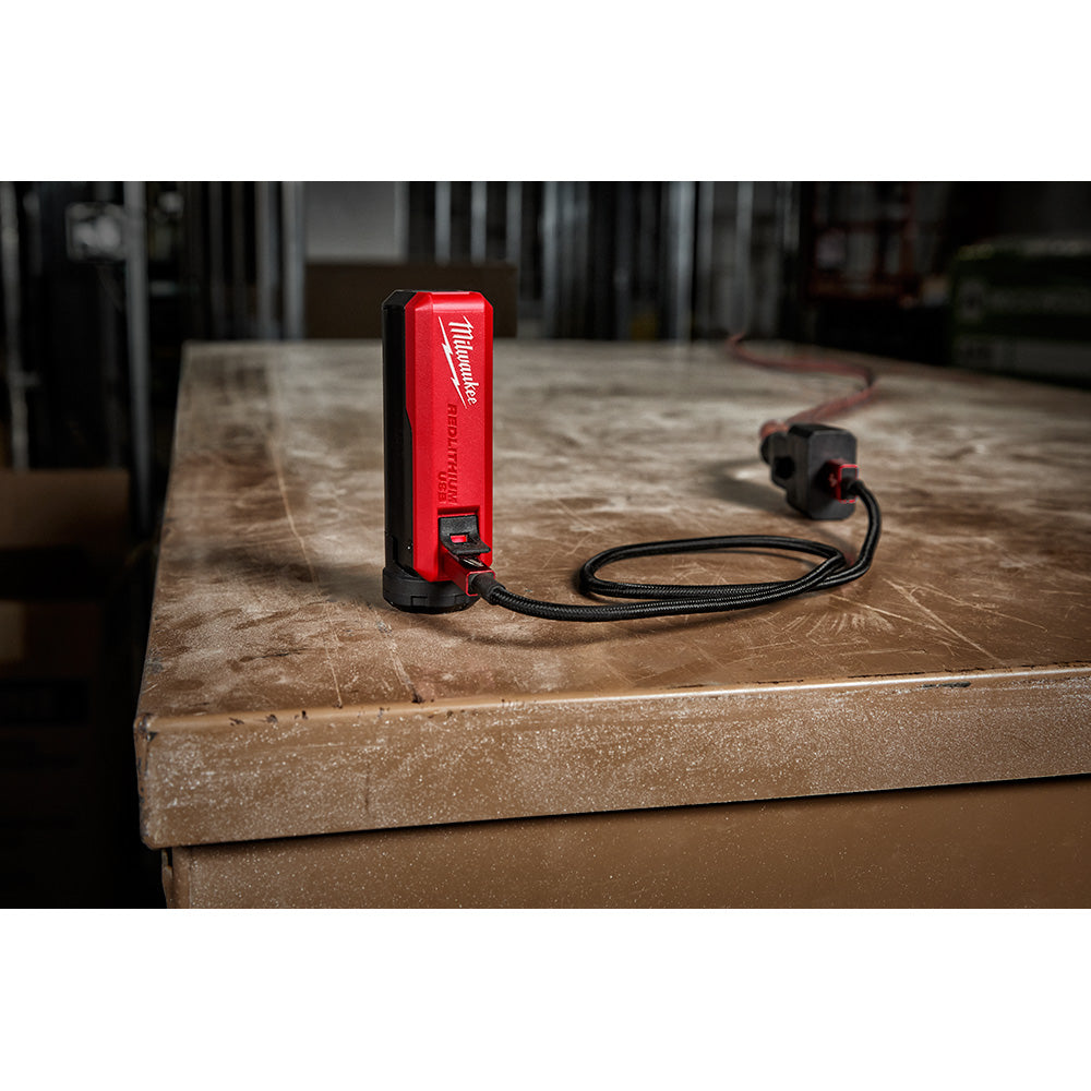 REDLITHIUM™ USB Charger & Portable Power Source Kit