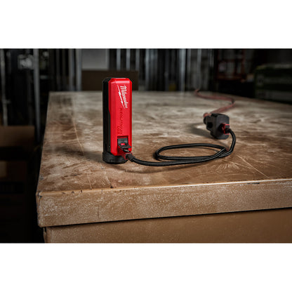 REDLITHIUM™ USB Charger & Portable Power Source Kit